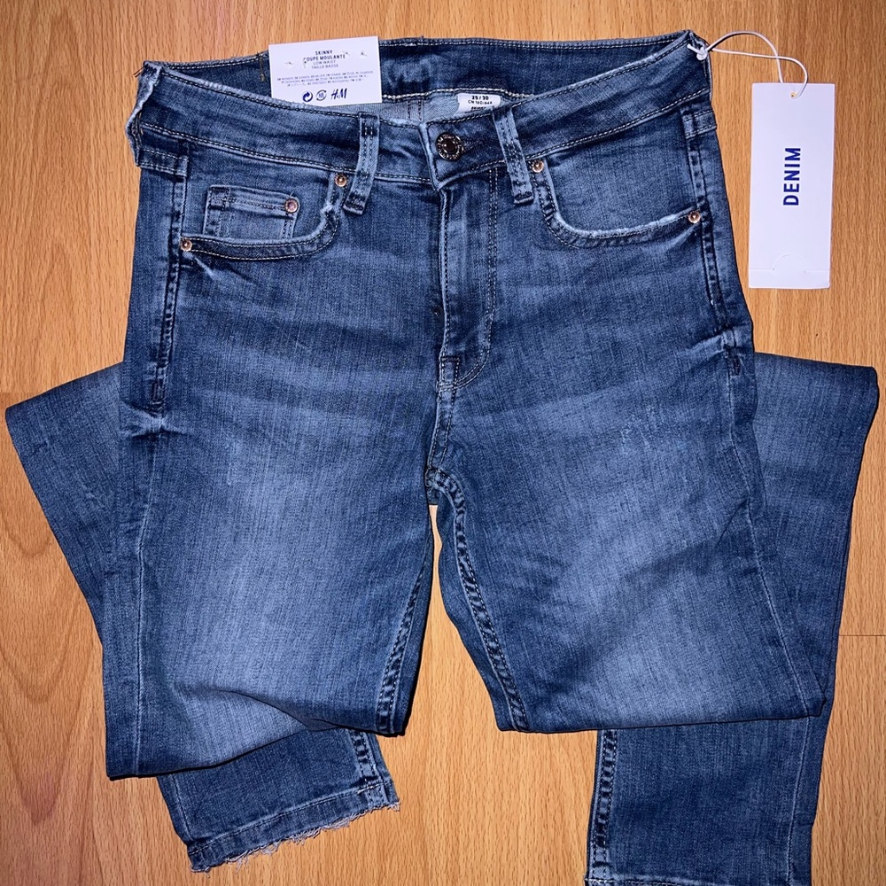 Skinny low waist jeans